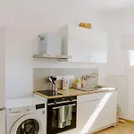 Διαμέρισμα Stylish Stonehouse In *