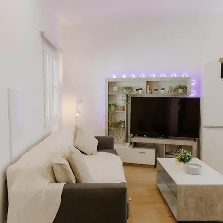 Stylish Stonehouse In Apartment